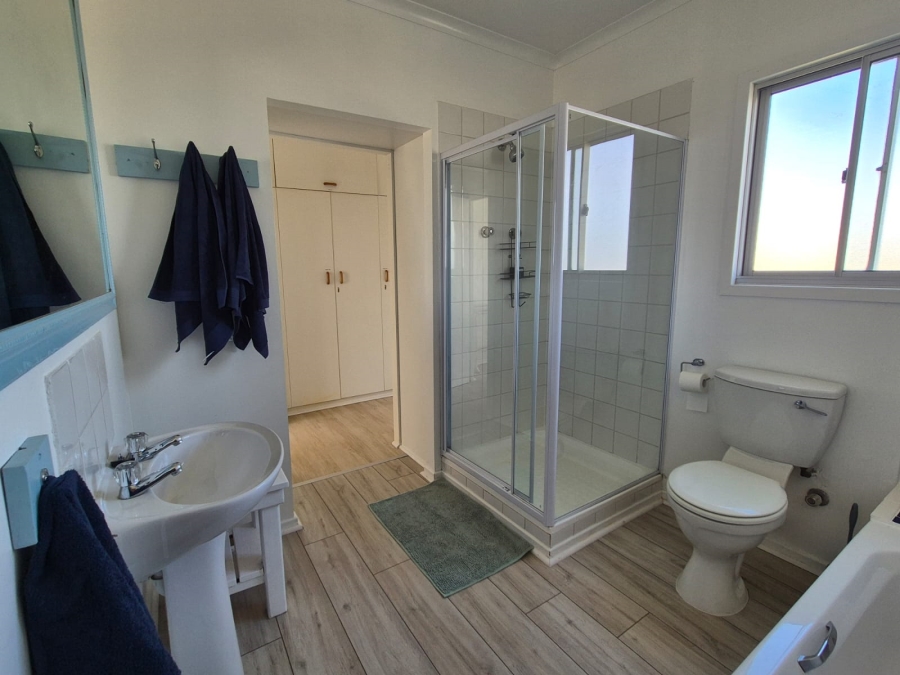 To Let 2 Bedroom Property for Rent in Pringle Bay Western Cape